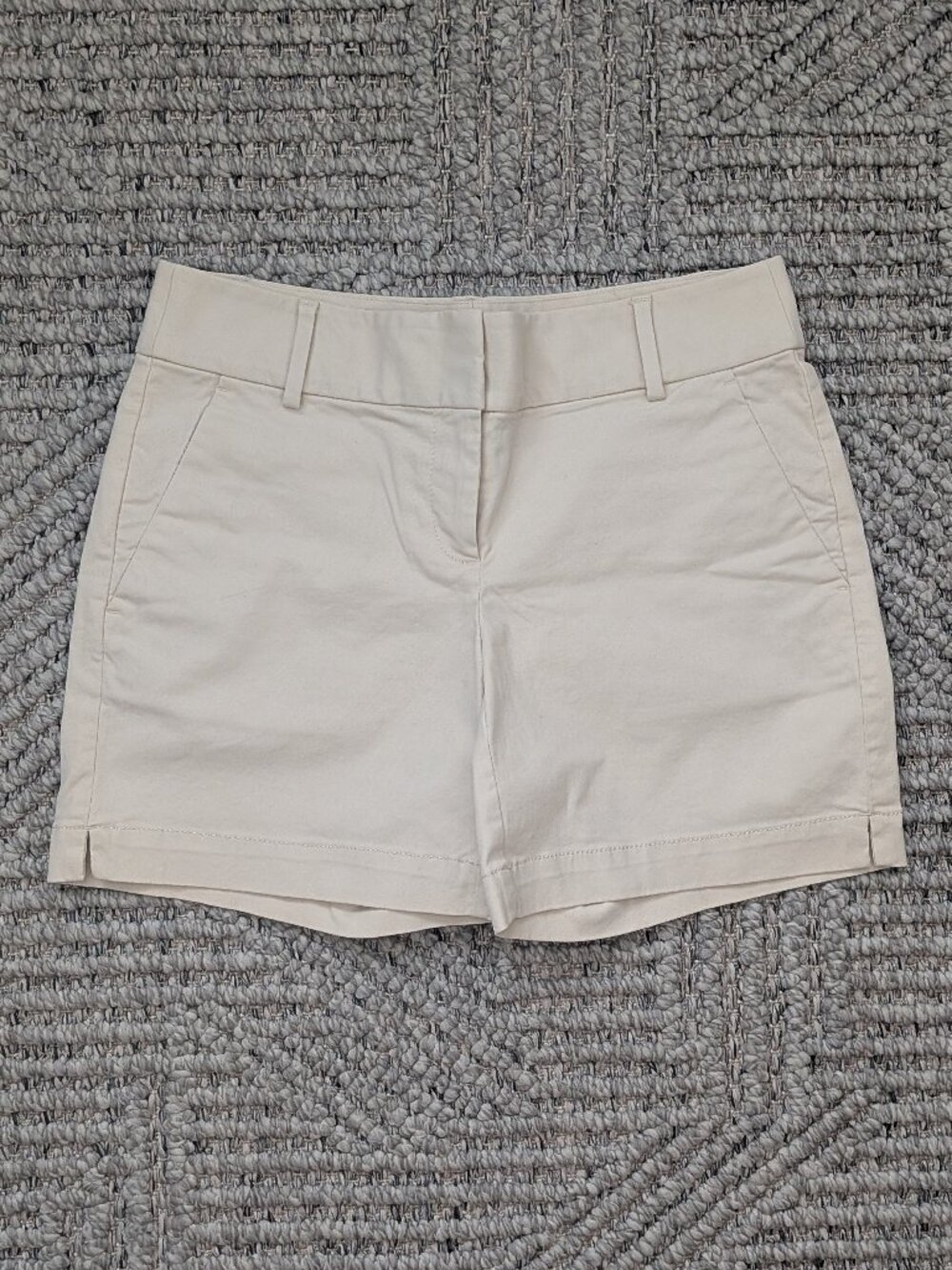 LOFT Riviera Shorts with 6 Inch Inseam NWOT